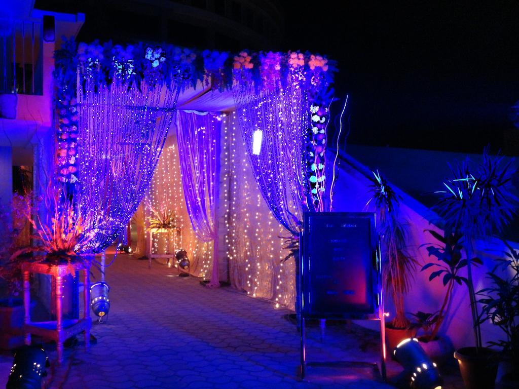 Gulmor Hotel Ludhiana Luaran gambar